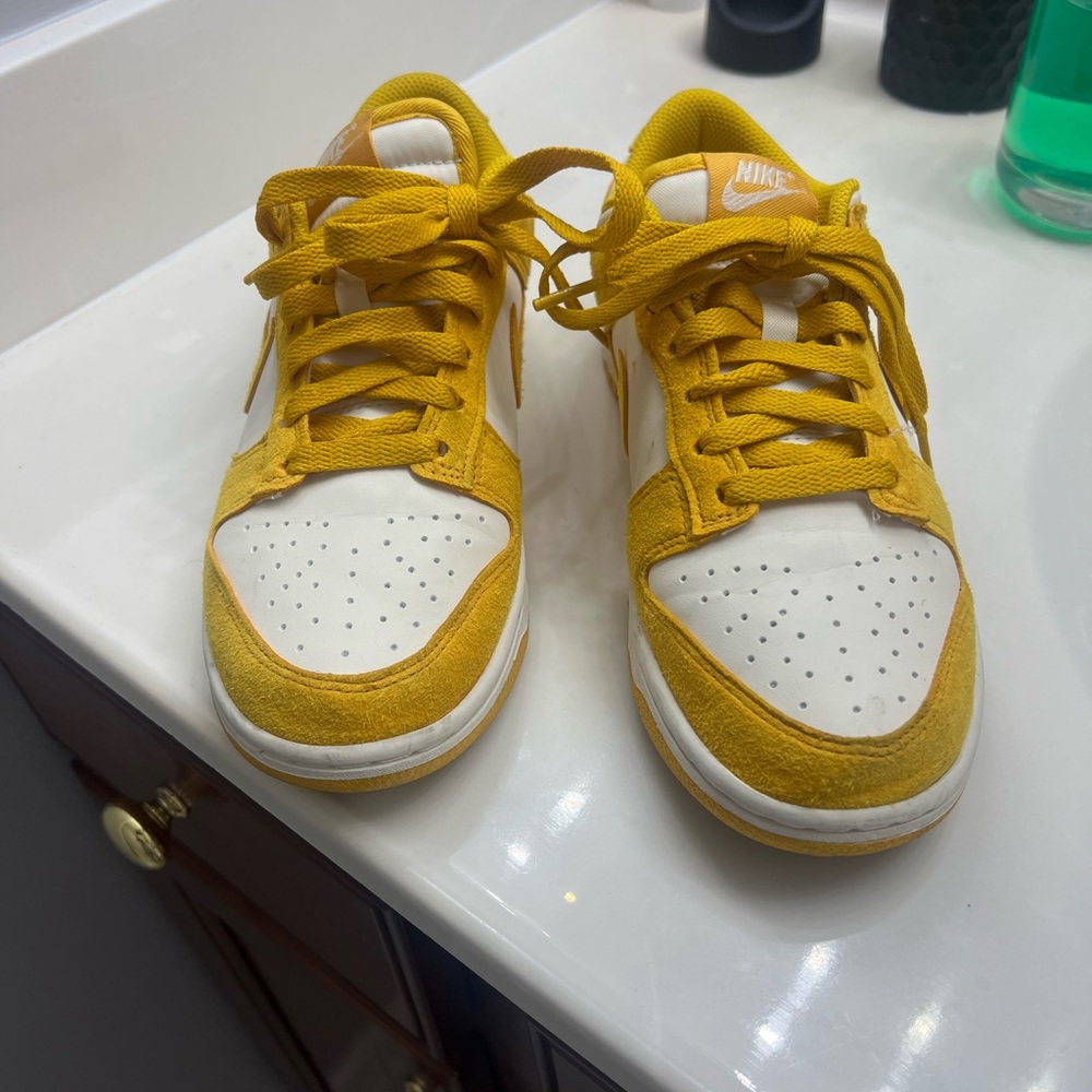 Nike White and Yellow suede Shoes